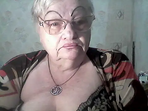 NatalieNorth online show from May 7, 9:42 pm