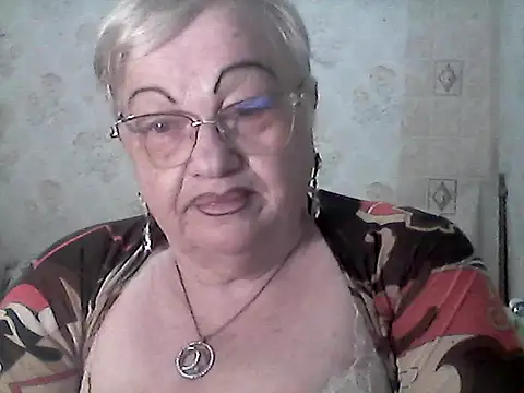 NatalieNorth online show from May 13, 9:55 pm