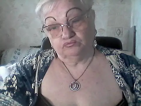 NatalieNorth online show from May 16, 12:59 pm
