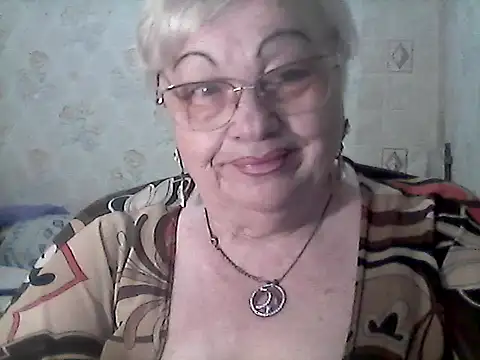 NatalieNorth online show from May 17, 9:33 pm