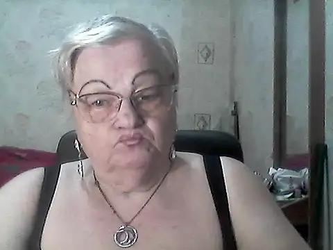 NatalieNorth online show from May 25, 6:36 pm