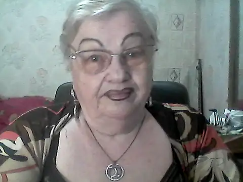 NatalieNorth online show from May 28, 9:45 pm
