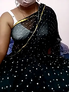 Snapshot of Cute_Renuka chatting on October 11, 5:22 pm Cute Renuka online show from October 11, 5:22 pm