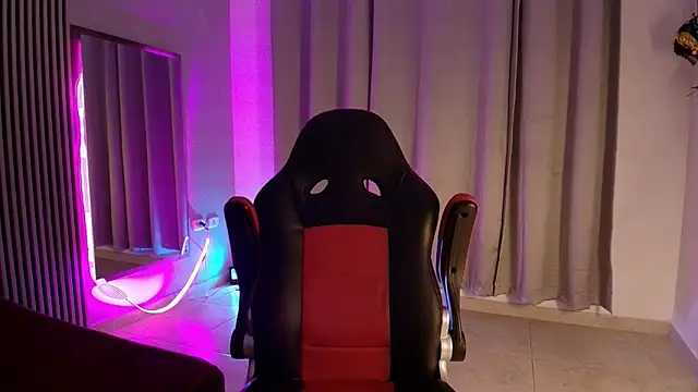 Snapshot of rachell_owen chatting on September 17, 4:36 am rachell owen online show from September 17, 4:36 am