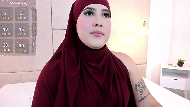 zahida  online show from October 10, 7:13 pm