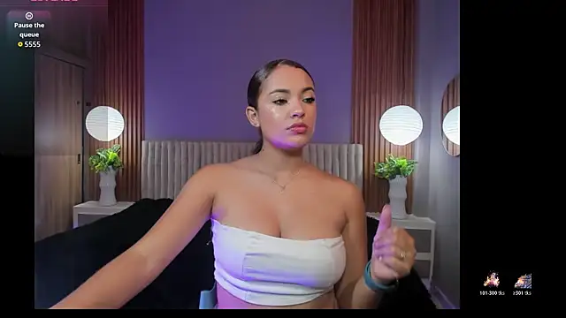 Snapshot of zafirolong chatting on December 19, 7:48 am zafirolong online show from December 19, 7:48 am