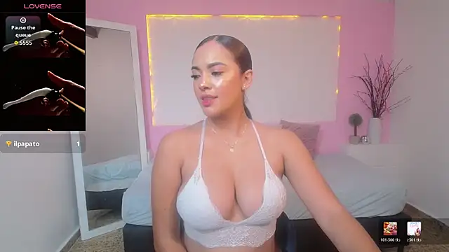 Snapshot of zafirolong chatting on January 10, 4:58 am zafirolong online show from January 10, 4:58 am