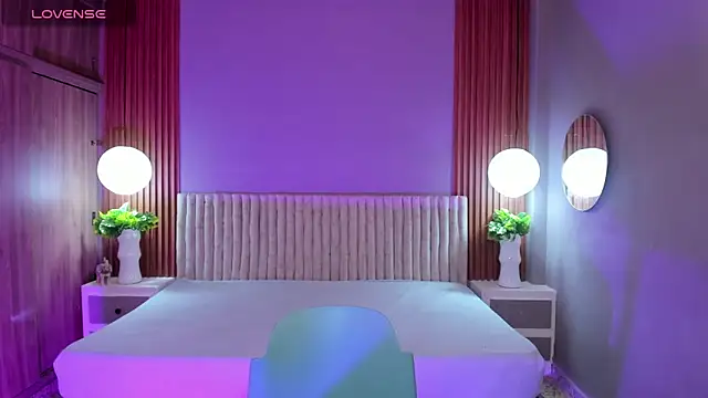 Snapshot of zafirolong chatting on March 13, 4:41 am zafirolong online show from March 13, 4:41 am