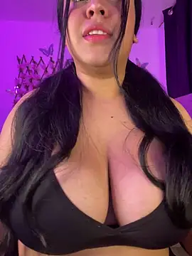 Snapshot of Dominic_Schmit01 chatting on December 14, 9:08 pm Dominic Schmit01 online show from December 14, 9:08 pm