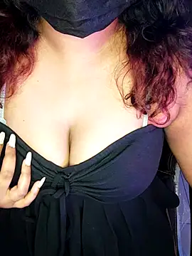 Snapshot of darling_devil chatting on November 24, 5:23 pm darling devil online show from November 24, 5:23 pm