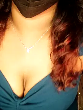 Snapshot of darling_devil chatting on December 15, 4:55 pm darling devil online show from December 15, 4:55 pm