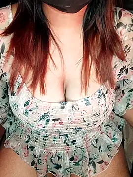 Snapshot of darling_devil chatting on January 10, 4:20 pm darling devil online show from January 10, 4:20 pm