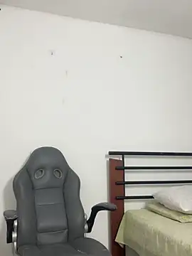 vincentjaxon online show from February 23, 12:35 pm