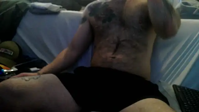 Luv2SuckBWC92 online show from November 2, 6:10 pm