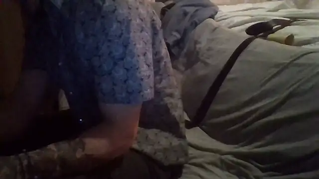 Snapshot of Luv2SuckBWC92 chatting on February 27, 2:00 am Luv2SuckBWC92 online show from February 27, 2:00 am