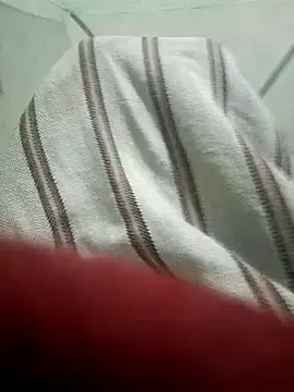 Snapshot of monubigcoock chatting on December 3, 7:12 pm monubigcoock online show from December 3, 7:12 pm