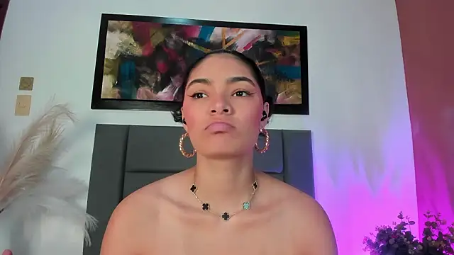 LunaAspen  online show from January 17, 11:59 am