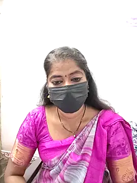 Snapshot of tamil_Sigappu_Roja chatting on October 31, 12:33 am tamil Sigappu Roja online show from October 31, 12:33 am