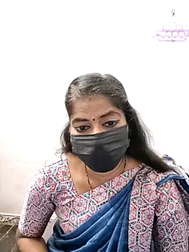 Snapshot of tamil_Sigappu_Roja chatting on November 5, 1:05 am tamil Sigappu Roja online show from November 5, 1:05 am