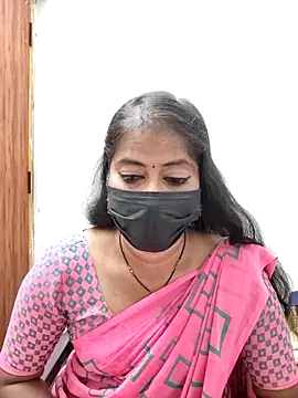 Snapshot of tamil_Sigappu_Roja chatting on June 18, 12:55 am tamil Sigappu Roja online show from June 18, 12:55 am
