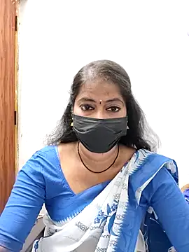 Snapshot of tamil_Sigappu_Roja chatting on July 16, 12:38 am tamil Sigappu Roja online show from July 16, 12:38 am