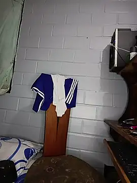 Snapshot of Bigtiti01 chatting on December 14, 7:07 pm Bigtiti01 online show from December 14, 7:07 pm