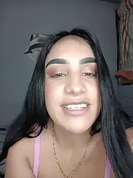 Snapshot of Bigtiti01 chatting on July 19, 12:25 am Bigtiti01 online show from July 19, 12:25 am