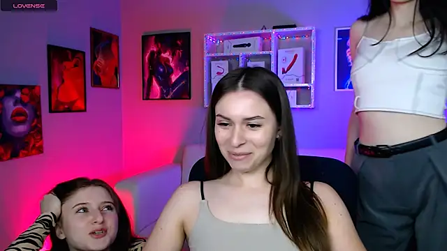 Snapshot of nekky_mouse chatting on October 7, 9:28 am nekky mouse online show from October 7, 9:28 am