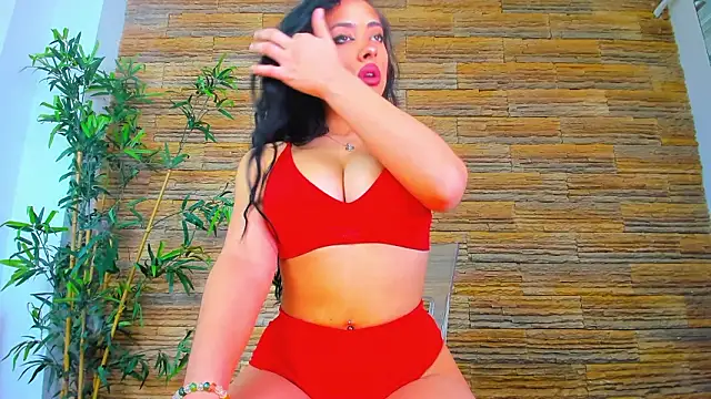 Cupcake Izzy online show from February 27, 5:40 am