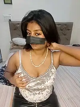 Snapshot of missneha61 chatting on October 6, 5:10 pm missneha61 online show from October 6, 5:10 pm
