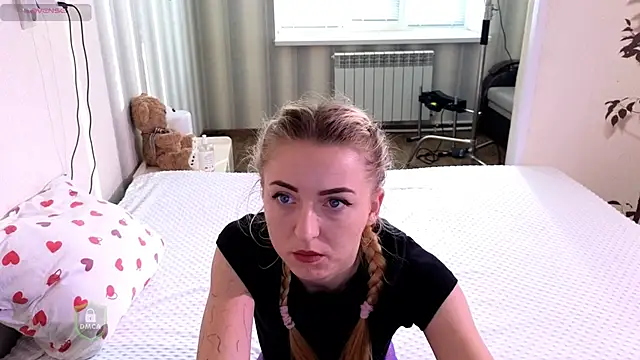 Snapshot of space_danger chatting on February 20, 5:59 am space danger online show from February 20, 5:59 am