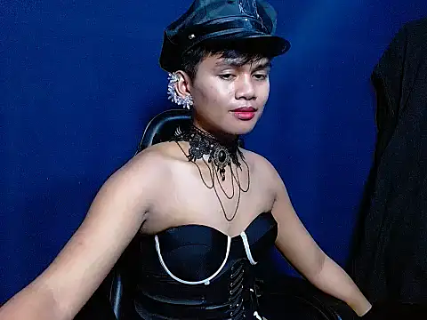 Snapshot of Alexx_143 chatting on November 27, 12:24 am Alexx 143 online show from November 27, 12:24 am