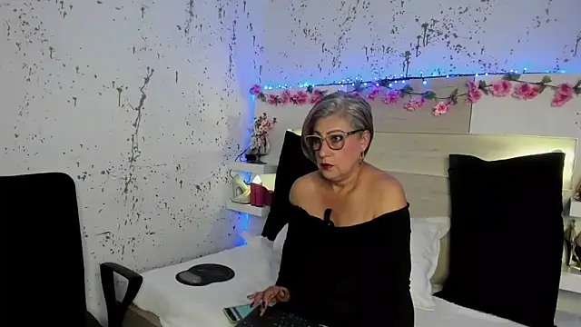 JaddeWalker online show from April 30, 11:27 am