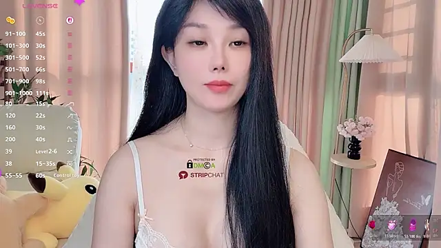 Xiatian520  online show from November 4, 11:59 pm