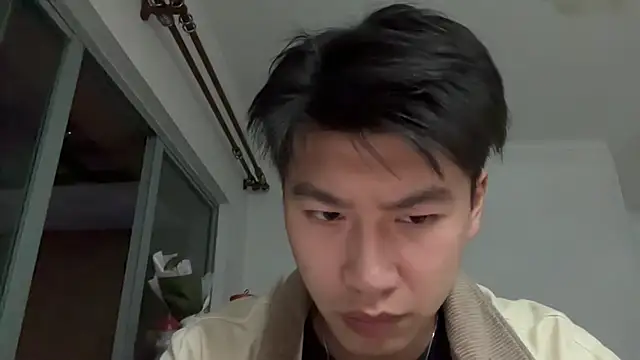 Snapshot of heywilliam chatting on October 21, 1:34 pm heywilliam online show from October 21, 1:34 pm