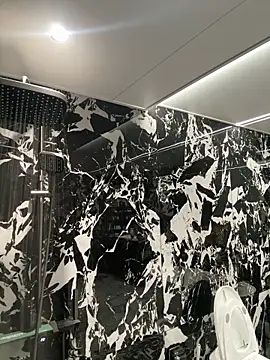 Snapshot of heywilliam chatting on March 31, 12:05 pm heywilliam online show from March 31, 12:05 pm