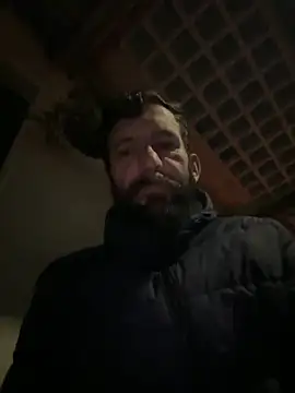 Snapshot of Michel_huge chatting on November 8, 6:46 am Michel huge online show from November 8, 6:46 am