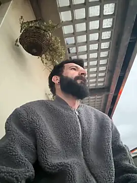 Snapshot of Michel_huge chatting on November 17, 7:47 am Michel huge online show from November 17, 7:47 am