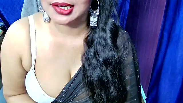 QUEEN SAKHI- online show from April 4, 12:13 pm