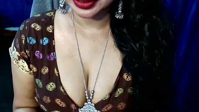 QUEEN SAKHI- online show from April 15, 8:43 am