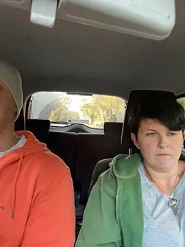 Snapshot of backdoorgalore4you chatting on October 27, 9:35 am backdoorgalore4you online show from October 27, 9:35 am