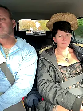 Snapshot of backdoorgalore4you chatting on November 3, 10:05 am backdoorgalore4you online show from November 3, 10:05 am