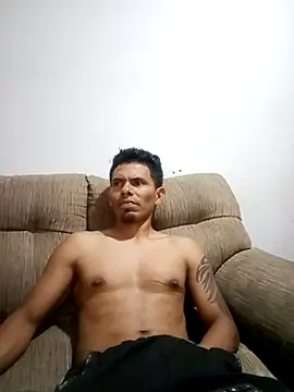 Snapshot of MI_GERALD chatting on October 31, 5:41 am MI GERALD online show from October 31, 5:41 am