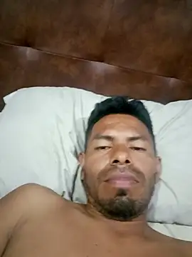 Snapshot of MI_GERALD chatting on November 16, 12:55 pm MI GERALD online show from November 16, 12:55 pm