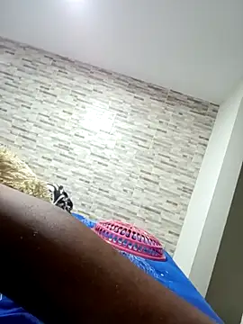 Snapshot of MI_GERALD chatting on December 21, 1:40 pm MI GERALD online show from December 21, 1:40 pm