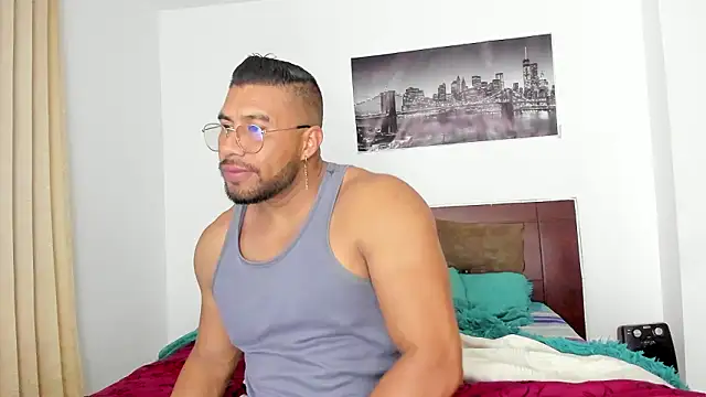 AntonyDAngelo25 online show from February 10, 4:49 am