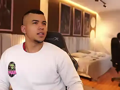 Thiago Valente online show from September 22, 12:51 pm