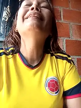 marinita13 online show from June 14, 2:52 pm