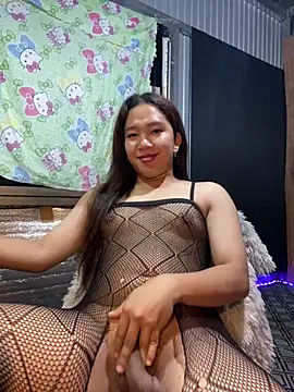 Snapshot of slut_clio chatting on April 14, 10:54 am slut clio online show from April 14, 10:54 am