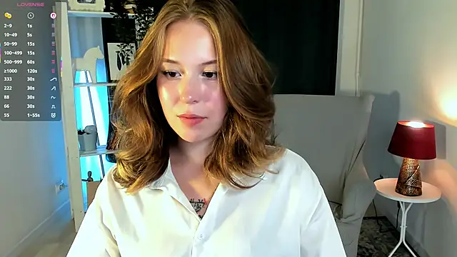 Snapshot of LanaRoselle chatting on July 18, 9:18 pm LanaRoselle online show from July 18, 9:18 pm
